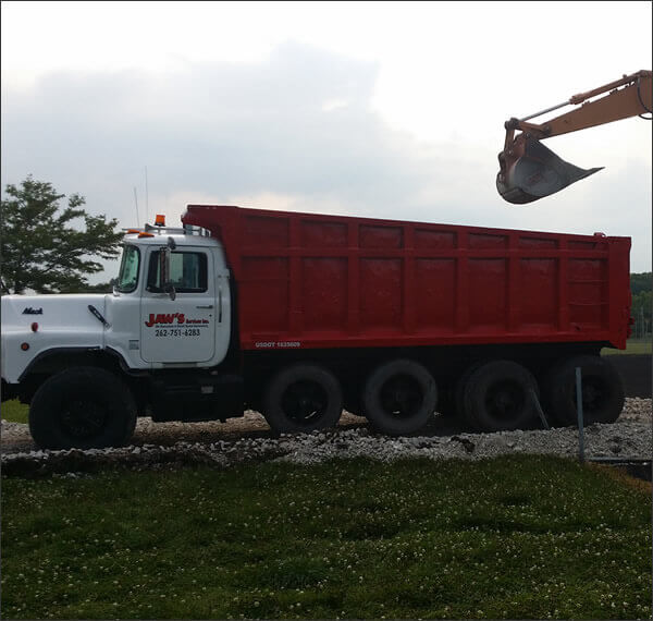Trucking / Hauling Services Waukesha WI